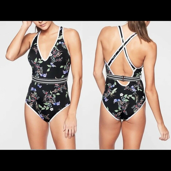 🎉HP🎉 ATHLETA Gold Coast Belted 1PC Swimsuit - Picture 4 of 16